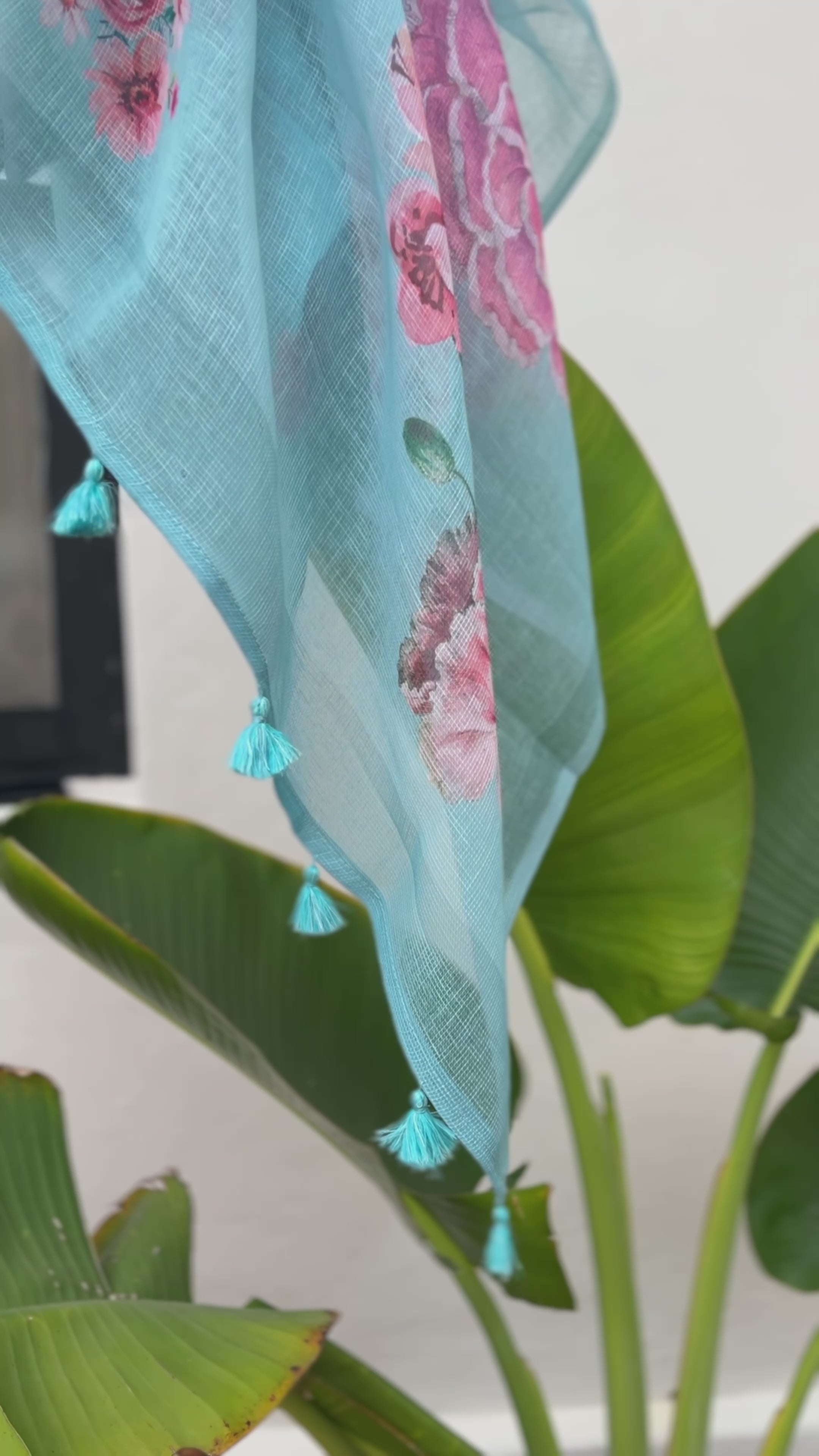 Yellow Floral linen Silk Saree