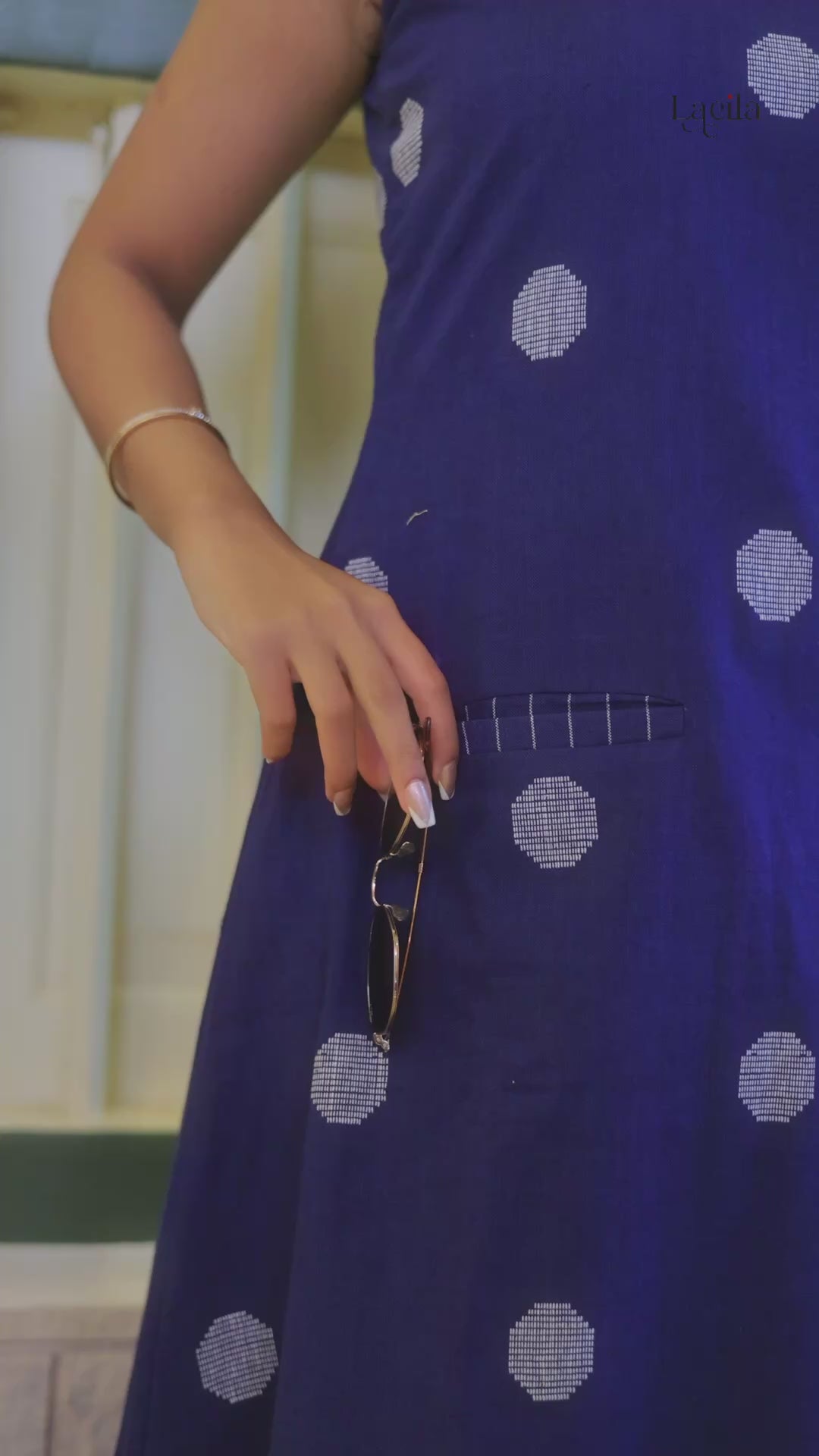 White Polka Handloom Meera Set