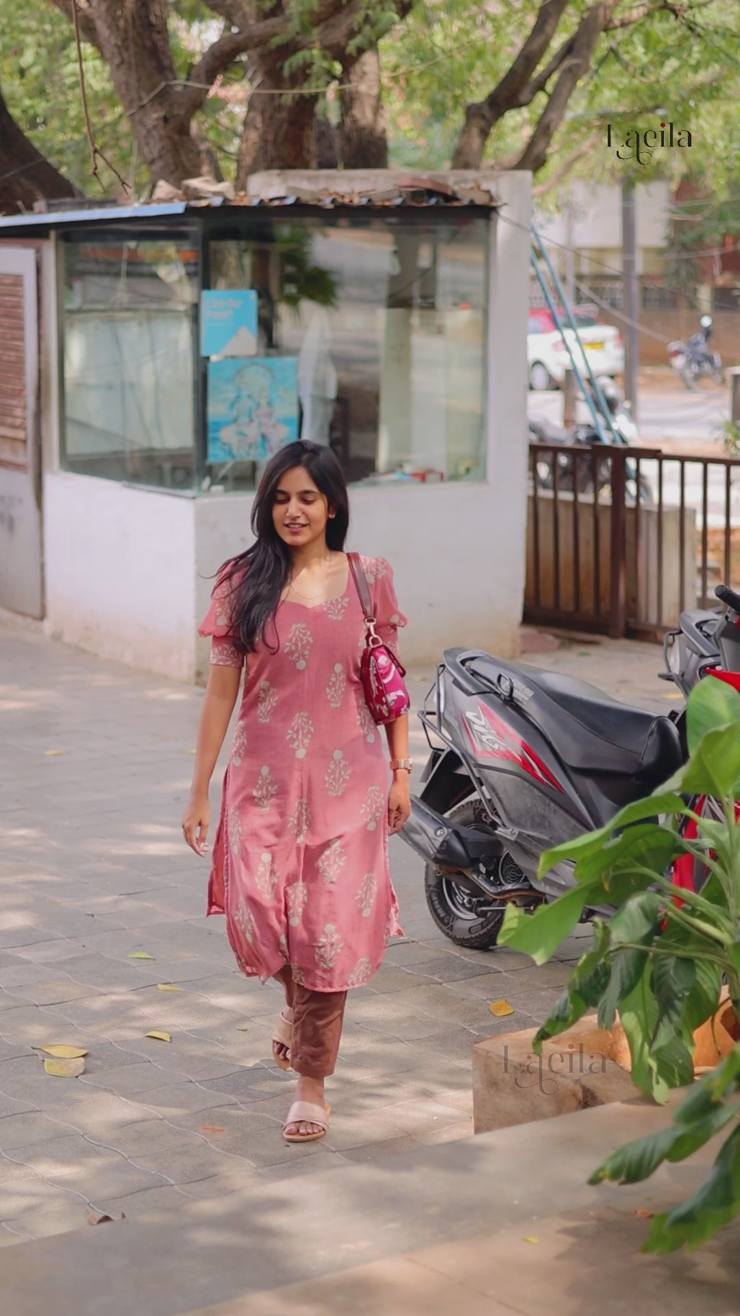 Peach floral georgette top with puff sleeves